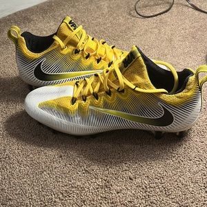 Nike Vapor Untouchable Pro 'Tour Yellow' Football Cleat